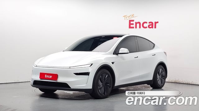 Tesla Model Y 2025