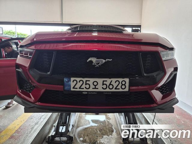 Ford Mustang 2024