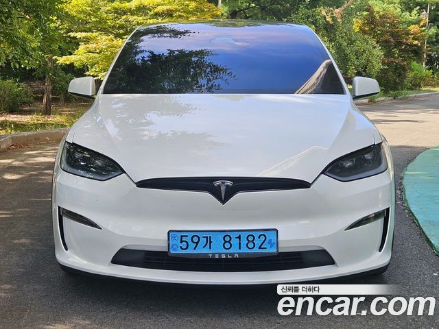 Tesla Model X 2023
