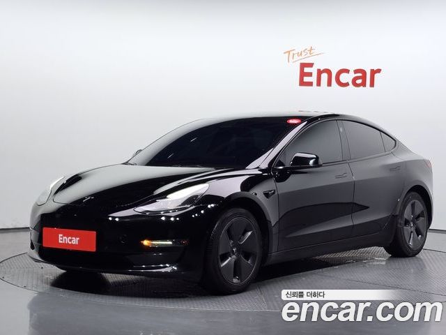 Tesla Model 3 2022