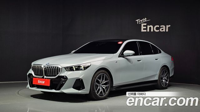 BMW 5-Series 2025