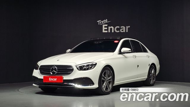 Mercedes-Benz E-Class 2023