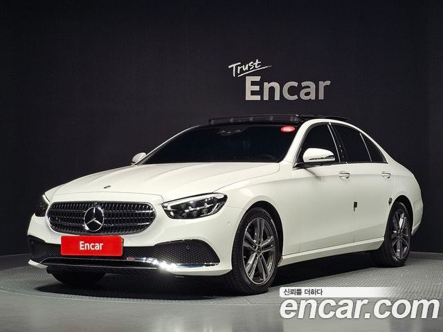Mercedes-Benz E-Class 2023