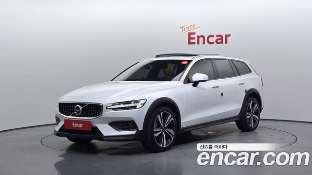 Volvo V60 2020