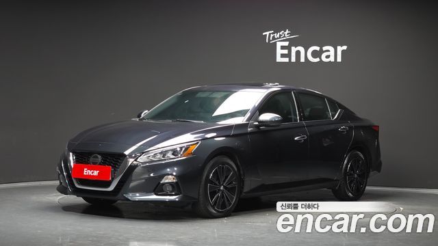 Nissan Altima 2019