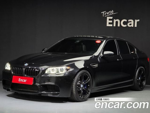 BMW M5 2016