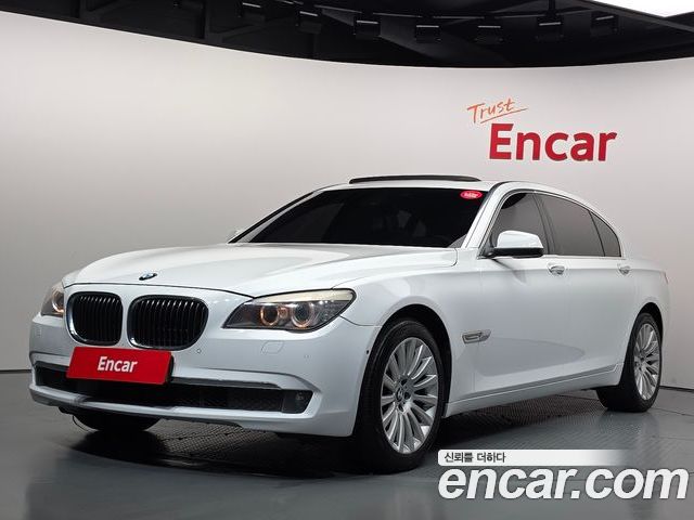 BMW 7-Series 2012