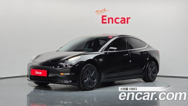 Tesla Model 3 2020