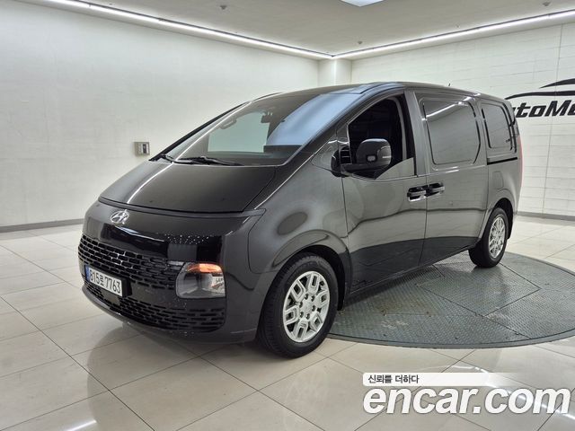 Hyundai Staria 2023