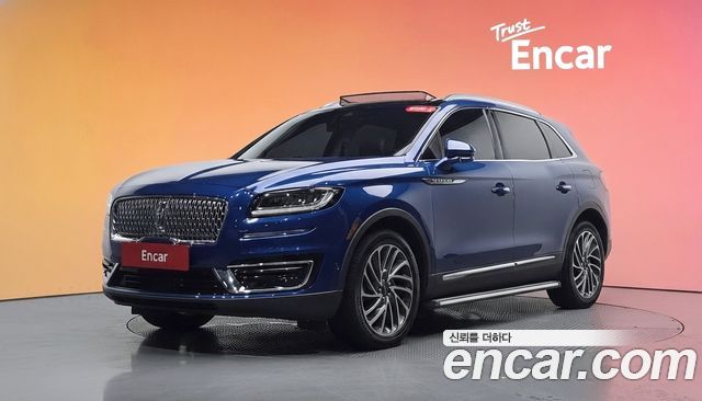 Lincoln Nautilus 2020