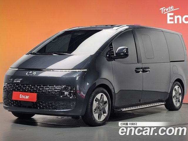 Hyundai Staria 2024