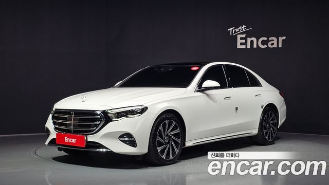 Mercedes-Benz E-Class 2024