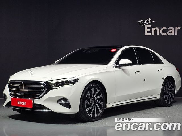 Mercedes-Benz E-Class 2024