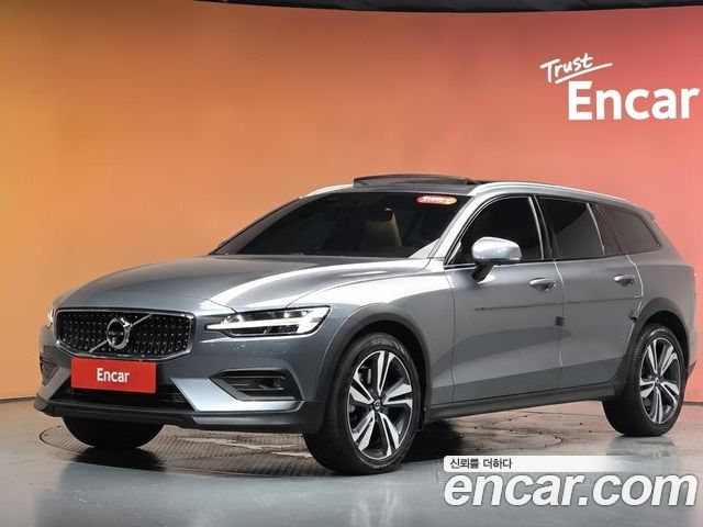 Volvo V60 2020
