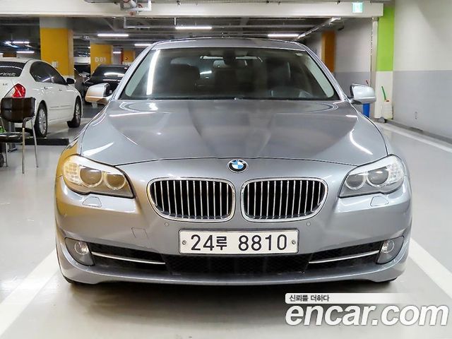 BMW 5-Series 2011