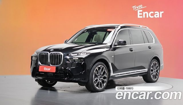 BMW X7 2025