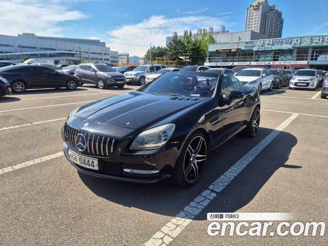 Mercedes-Benz SLK-Class 2012