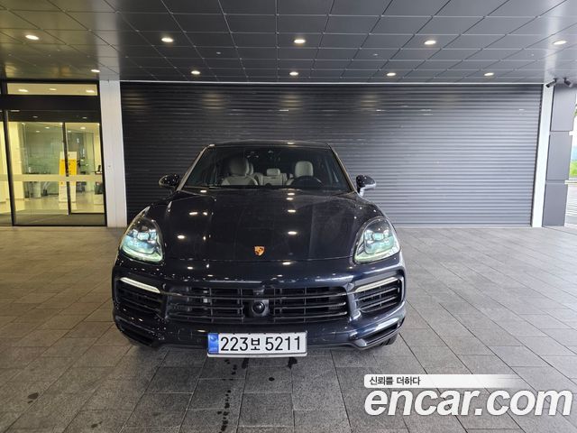 Porsche Cayenne 2022