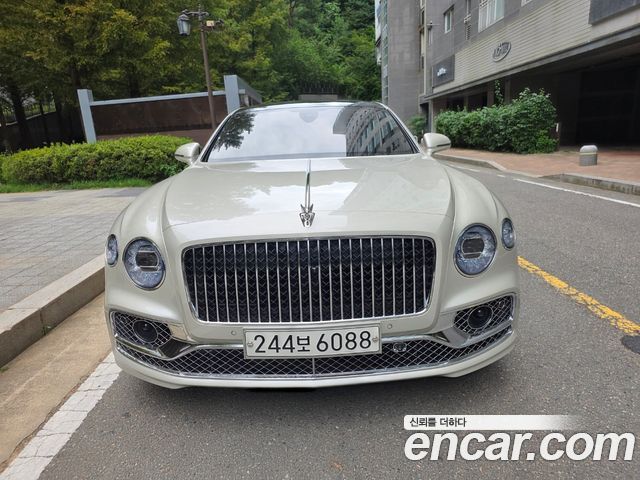 Bentley Flying Spur 2023