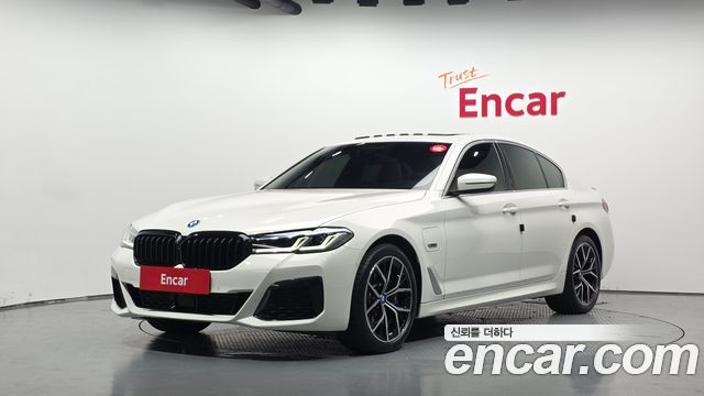 BMW 5-Series 2022