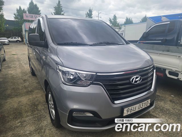 Hyundai Starex 2018