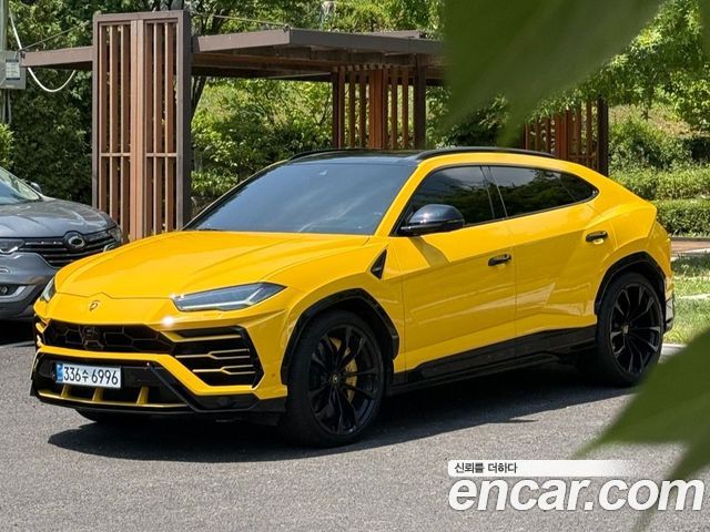 Lamborghini Urus 2012
