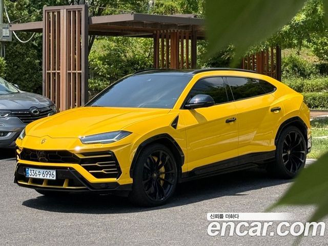 Lamborghini Urus 2012