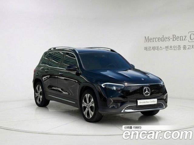 Mercedes-Benz EQB 2025