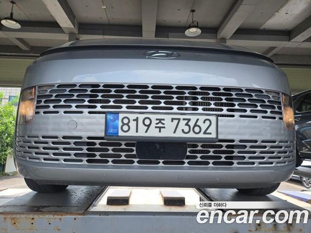 Hyundai Staria 2022