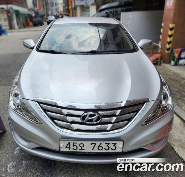 Hyundai Sonata 2010
