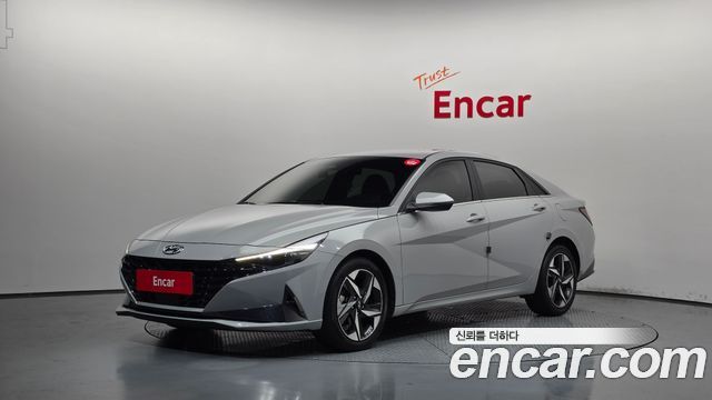 Hyundai AVANTE 2021