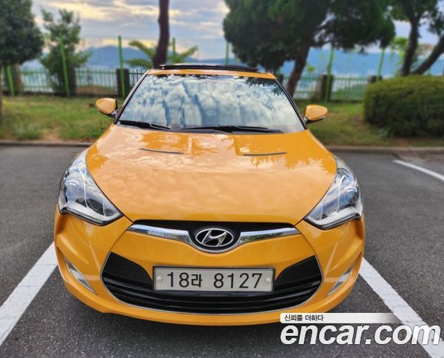 Hyundai Veloster 2013