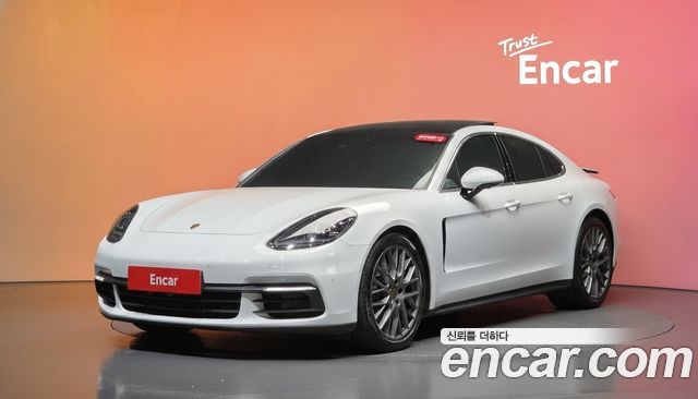Porsche Panamera 2018