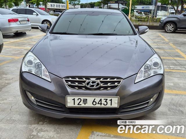 Hyundai Genesis 2010