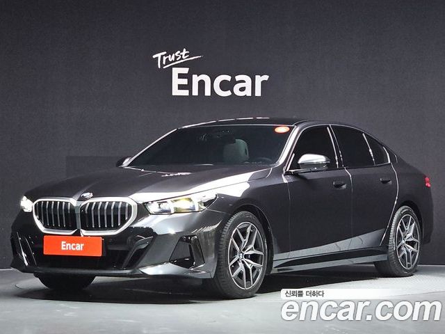 BMW 5-Series 2025