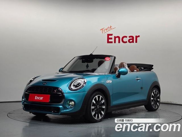Mini Cooper Convertible 2019