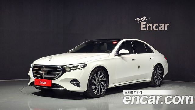Mercedes-Benz E-Class 2024