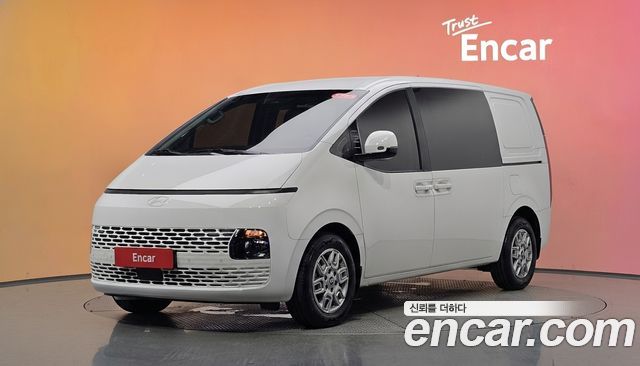 Hyundai Staria 2025