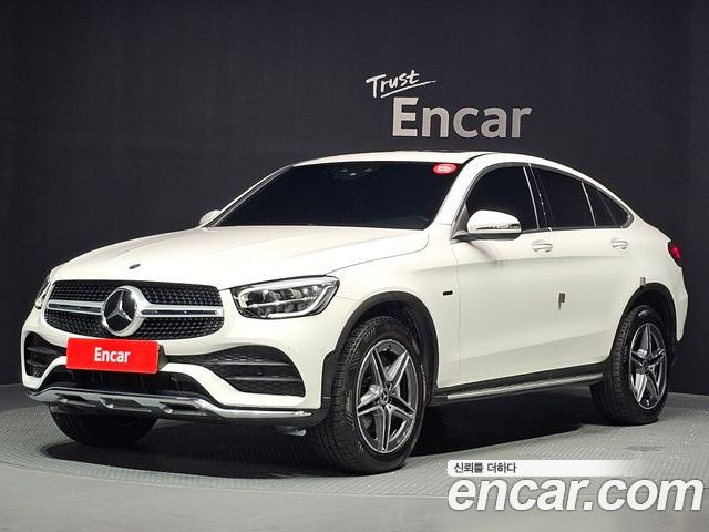 Mercedes-Benz GLC-Class 2021