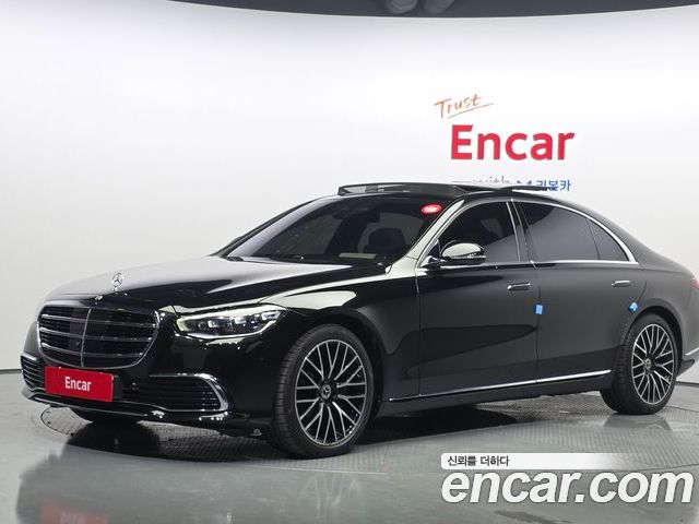 Mercedes-Benz S-Class 2023