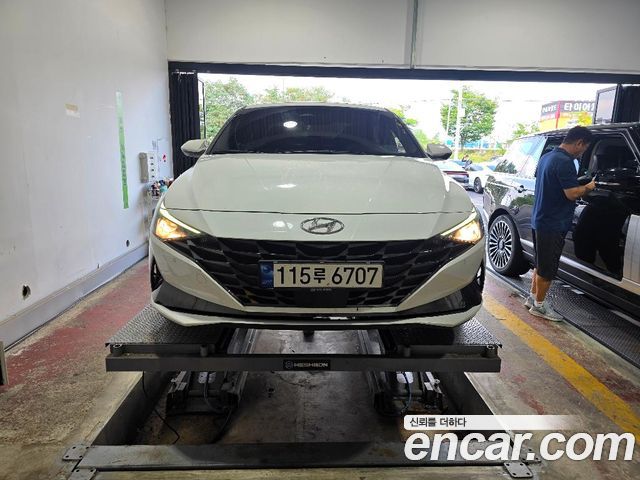 Hyundai AVANTE 2020
