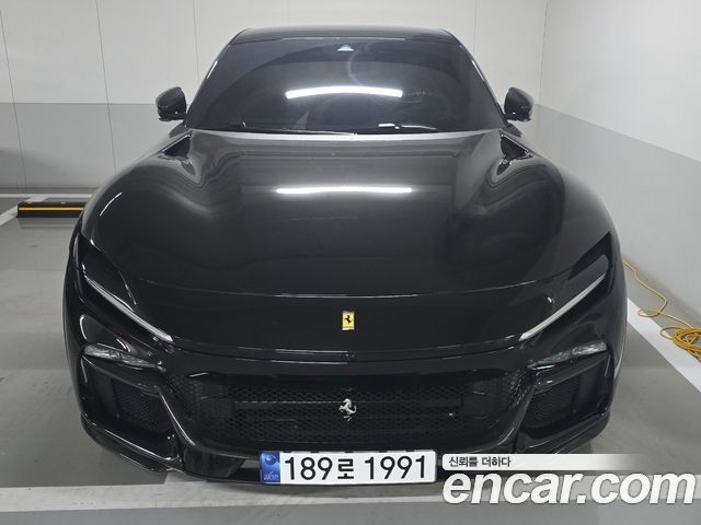 Ferrari Purosangue 2024