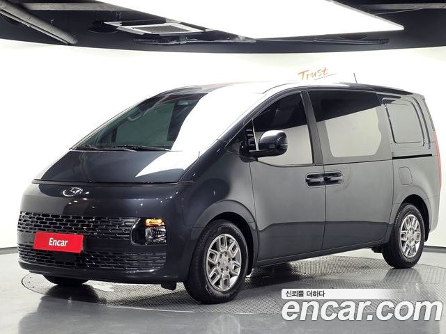 Hyundai Staria 2021