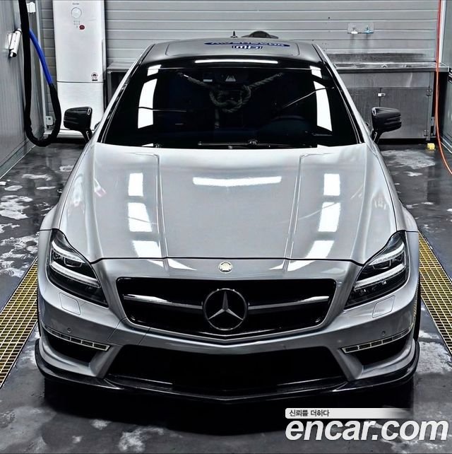 Mercedes-Benz CLS-Class 2011