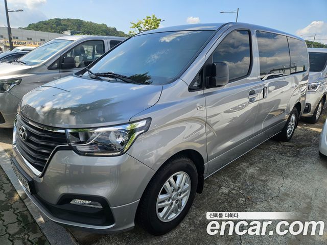 Hyundai Starex 2021