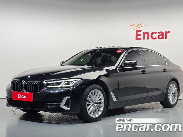 BMW 5-Series 2021