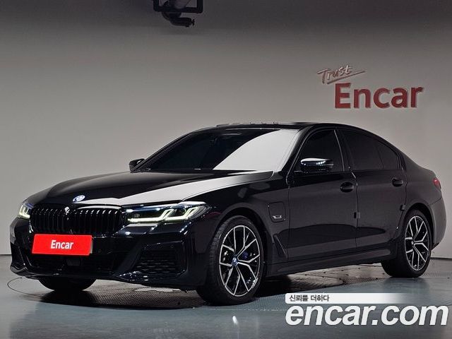 BMW 5-Series 2023