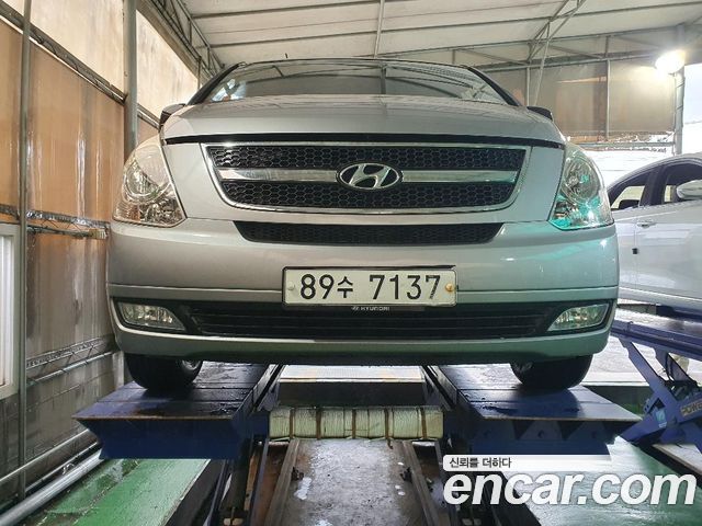 Hyundai Starex 2012