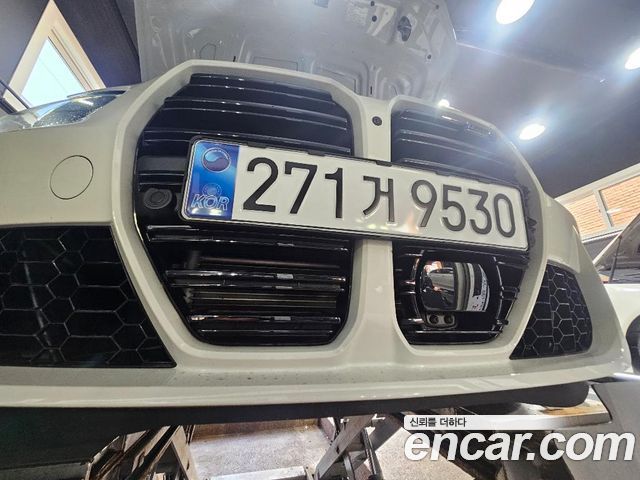 BMW M4 2025