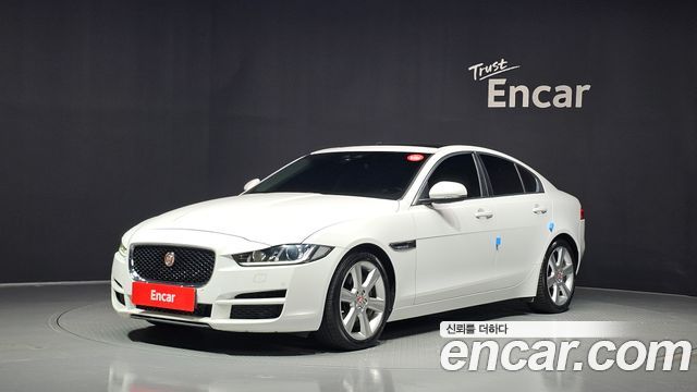 Jaguar XE 2016